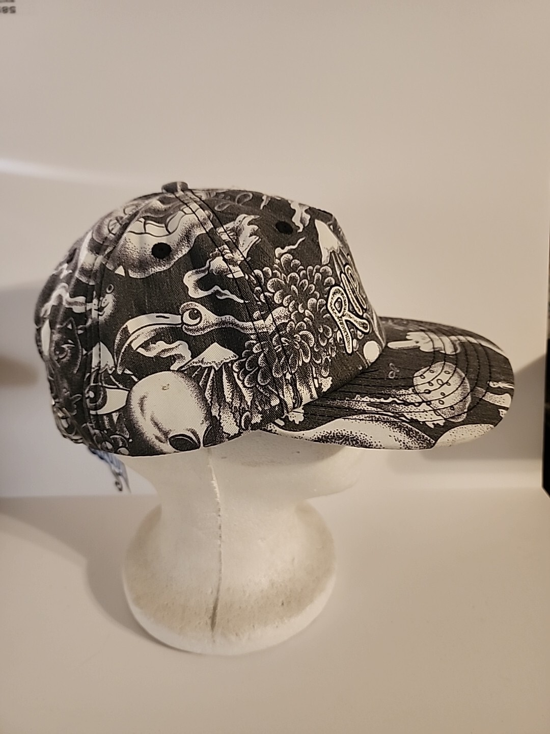 Picture 3 of 12