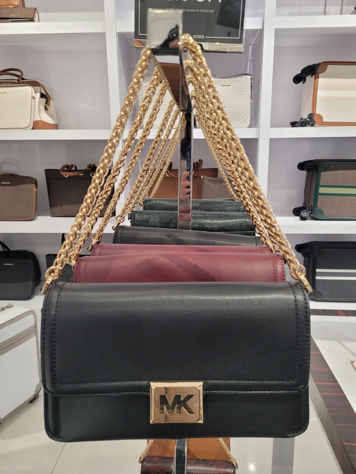 michael kors gold chain shoulder bag