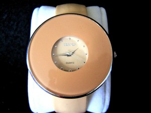 women's watch with bracelet band