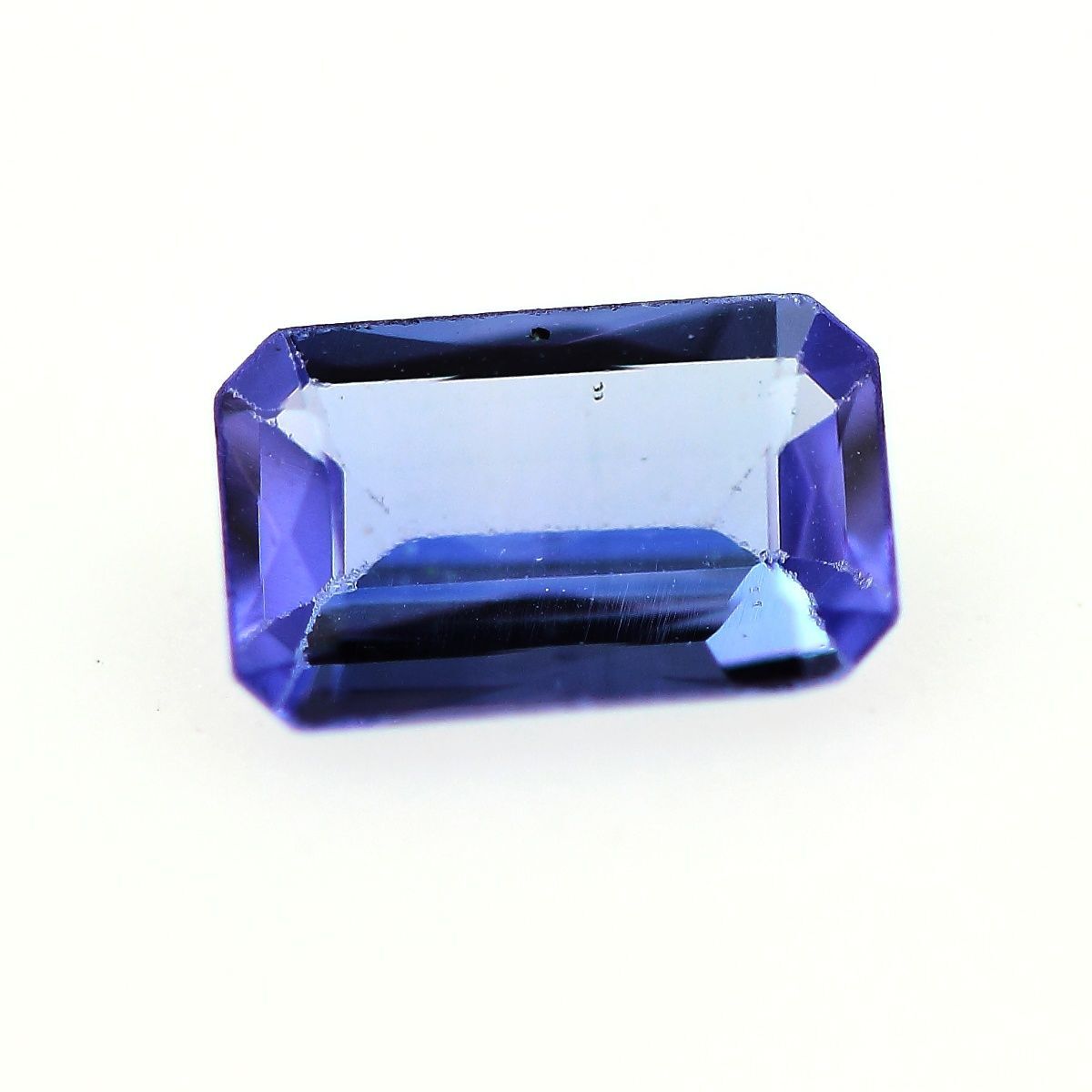 Tanzanite bleue naturelle de 0.42 carat avec clarté IF d'origine Tanzanie