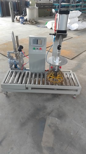Máquina de llenado de cubo de aceite de pintura líquida semiautomática de agua de 10-50 kg - Imagen 9 de 9