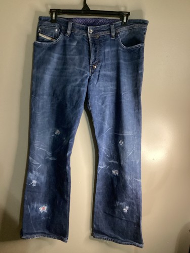 Diesel Industry Denim Jeans Mens Size 38 X 32 Distressed Ripped Button Fly Italy