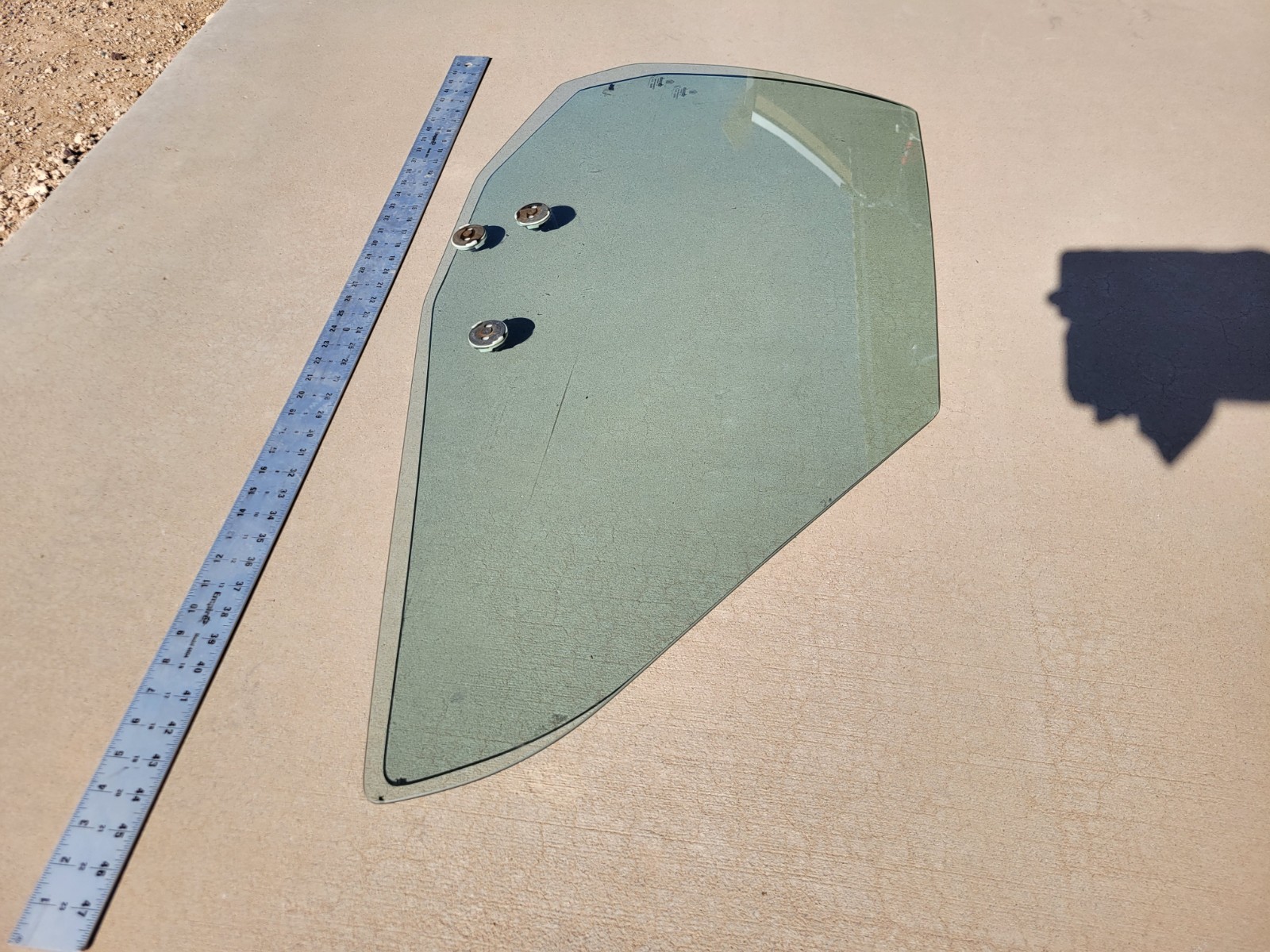 Chrysler TC Maserati Passenger Right Front Door Window Glass Sicursiv 43R 000981