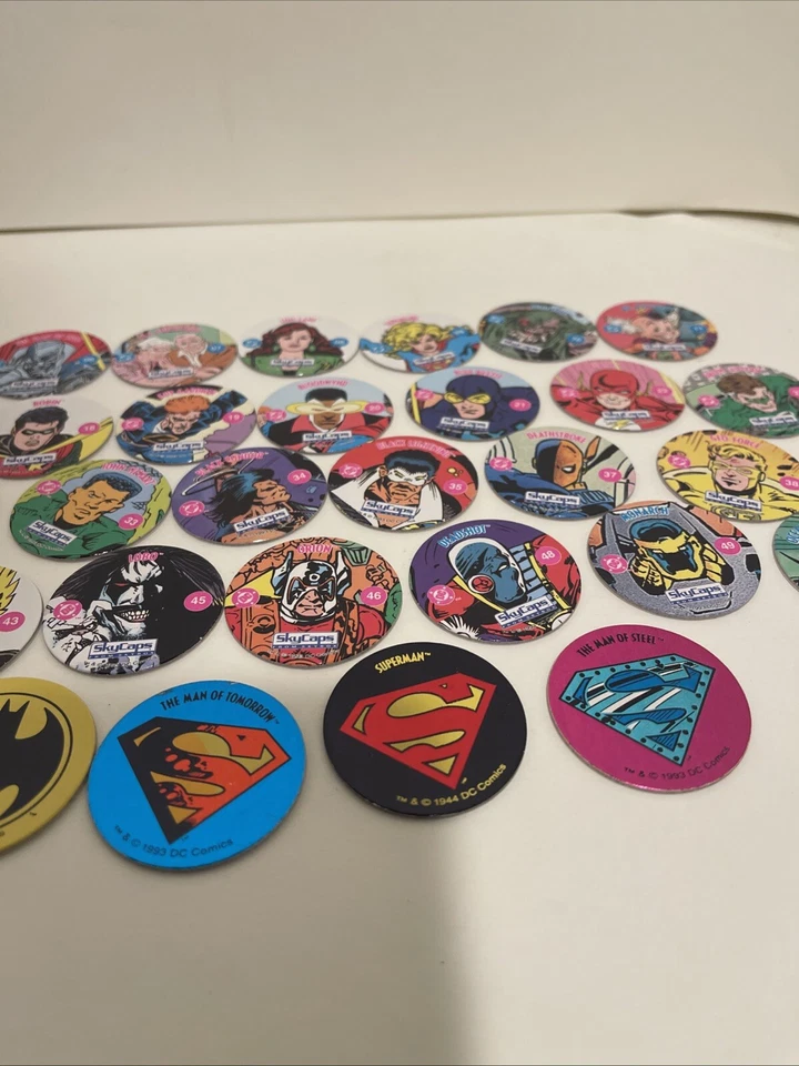 DC 漫画 POGs 批量 49 件和容器 玩具 Biz 1994 免运费 — 第 4/4 张图片