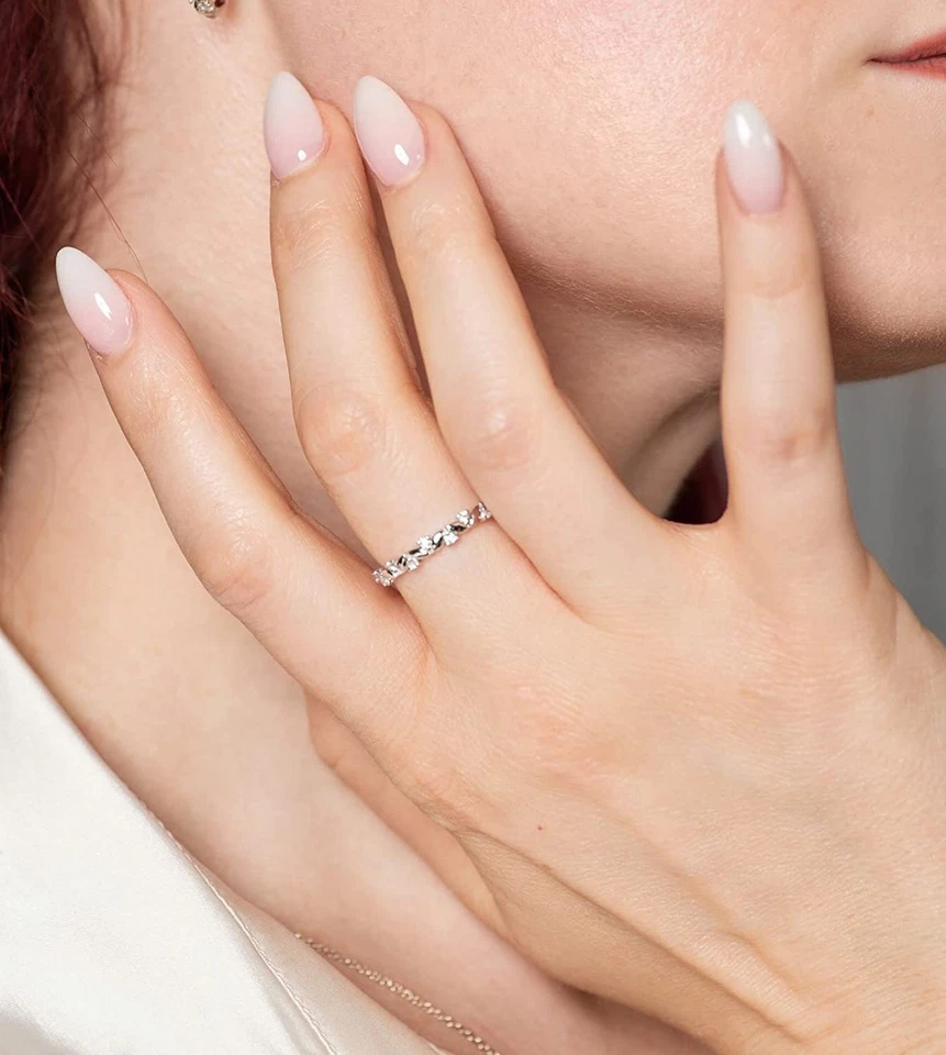 Diamond 1/10cttw Chevron Floral Ring in Sterling Silver - Image 3 of 4