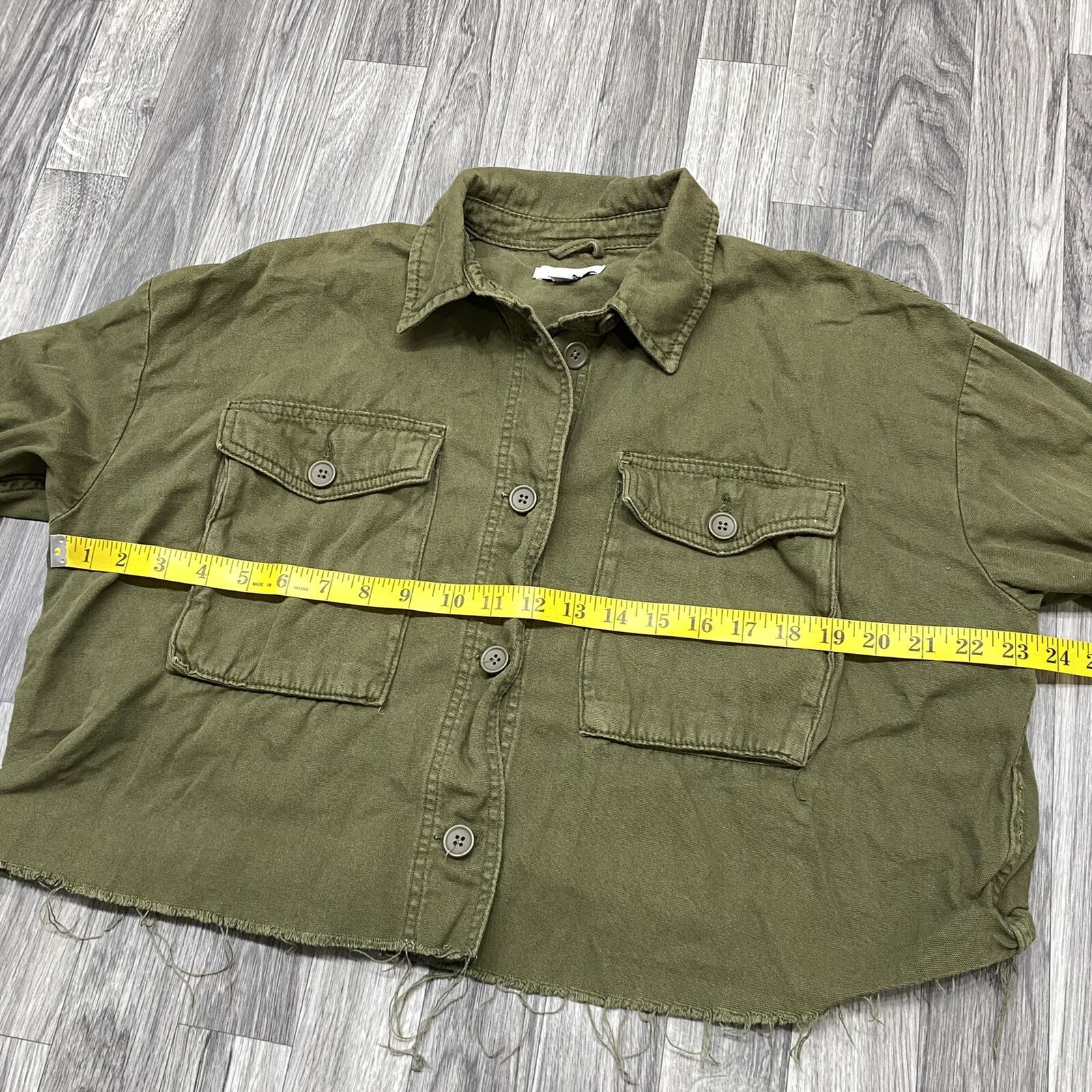 TOPSHOP Button Down Cropped Collared Green Casual… - image 10