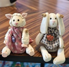 2 Russ Berrie Co Country Folks Shelf Sitters Lamb Cat Cottage Core Easter