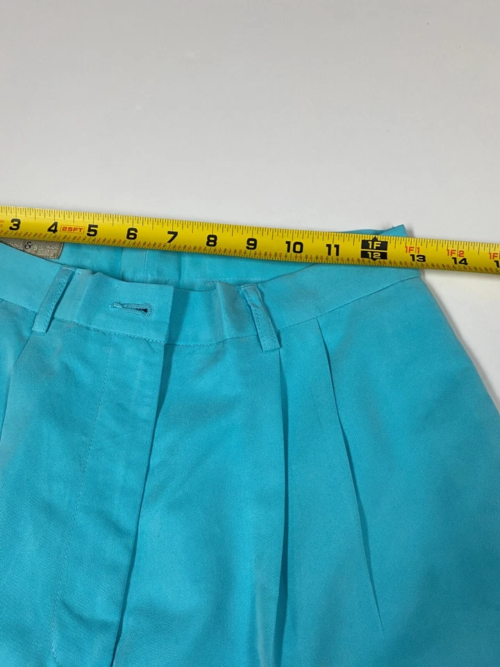 Cutter & Buck Womens Shorts 4 blue chino - Image 4 of 4