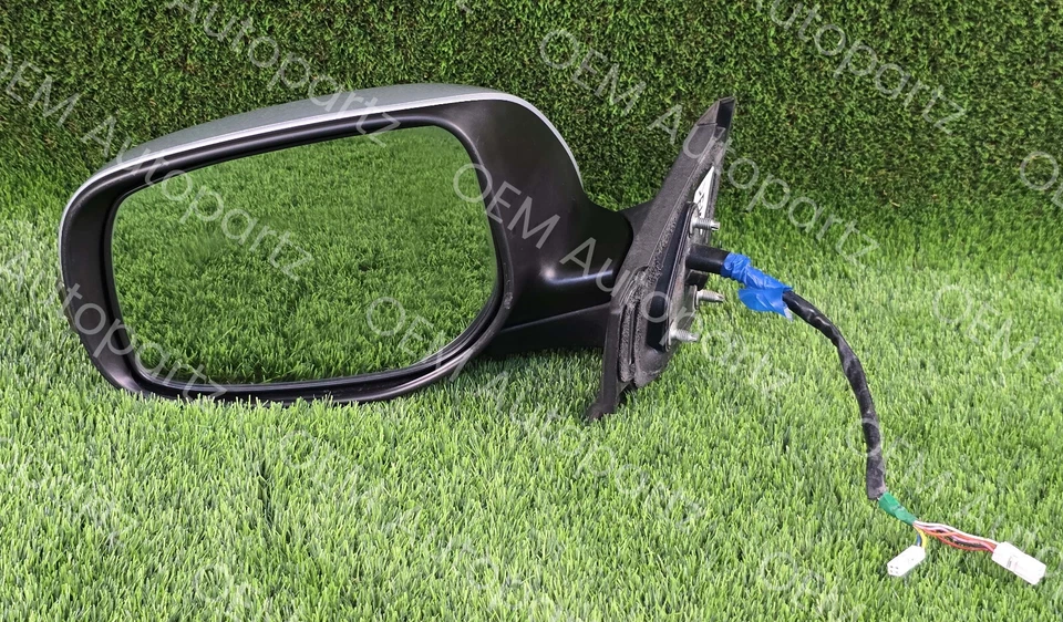 Espejos retrovisores laterales plegables eléctricos con luces indicadoras usados Toyota Yaris, vitz 05-09 Foto 4 de 4