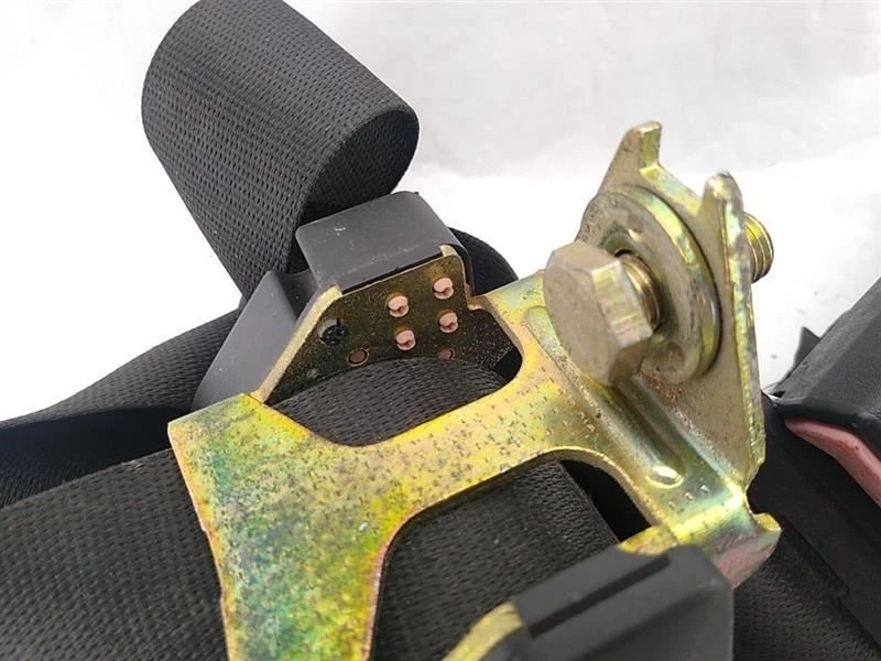 BMW 318i E30 Sedan Rear Seat Belt Retractor Set Fits 1987-1991 - Image 3 of 4