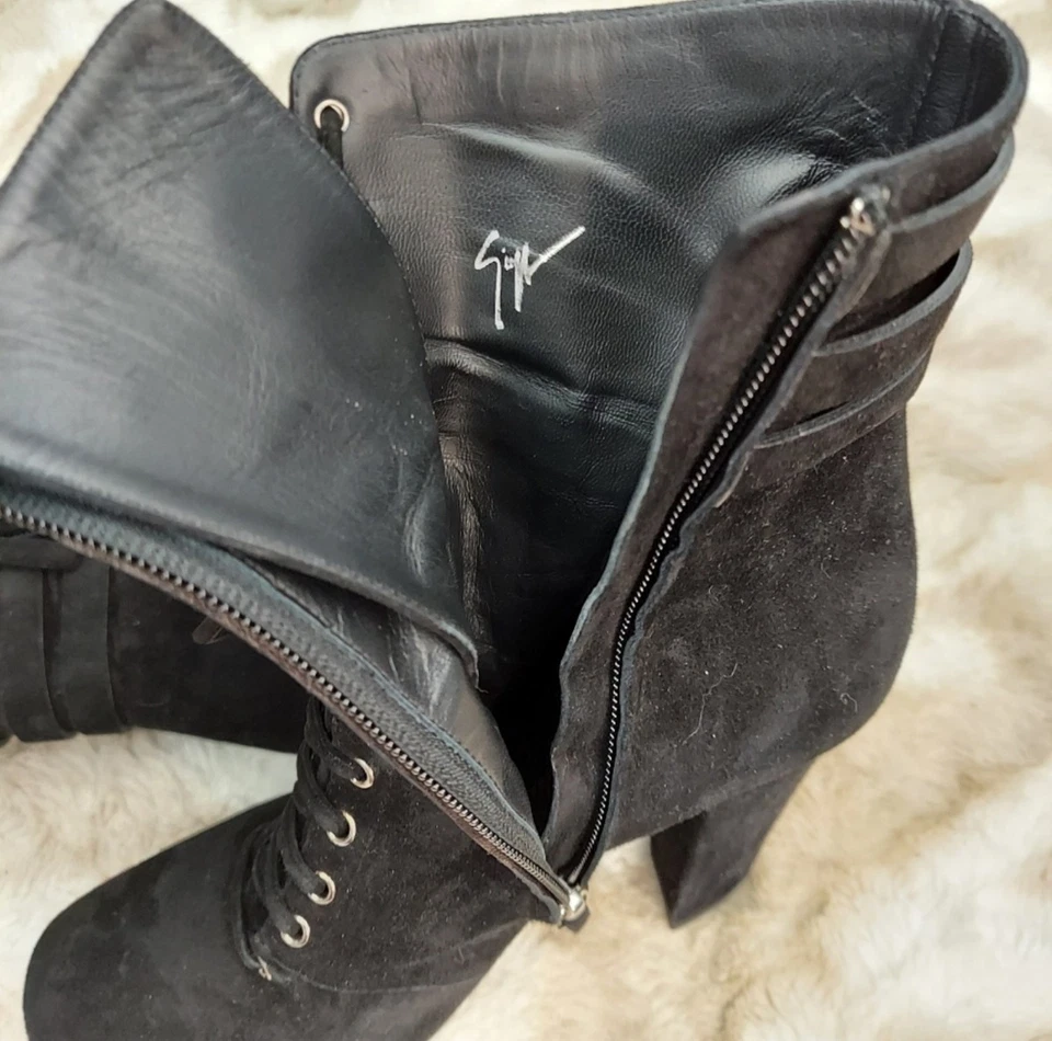 Botines Guiseppe Zanotti de gamuza negra de tacón alto, 38 Foto 4 de 4