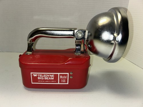 VTG Big Beam Model 166 Hand Lantern Red Steel Chrome Flashlight 6V Beautiful - Bild 6 von 18