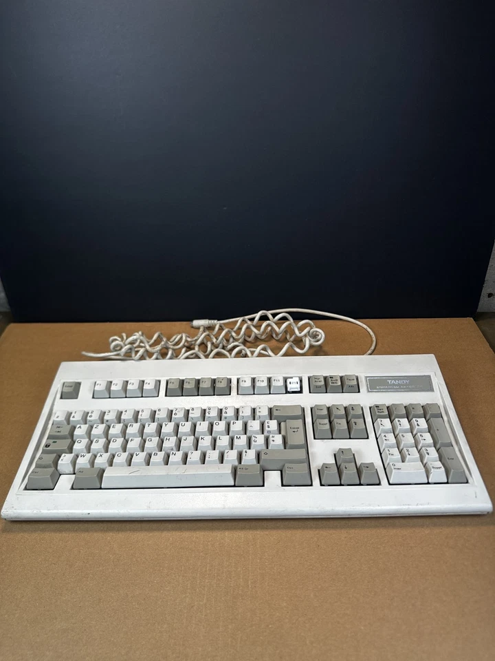 Tandy Enhanced Mechanical Computer Keyboard Tested Vintage Ships Fast!!! - Image 4 of 4