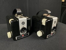 VTG Kodak Brownie Camera  Hawkeye  Flash 2 Units