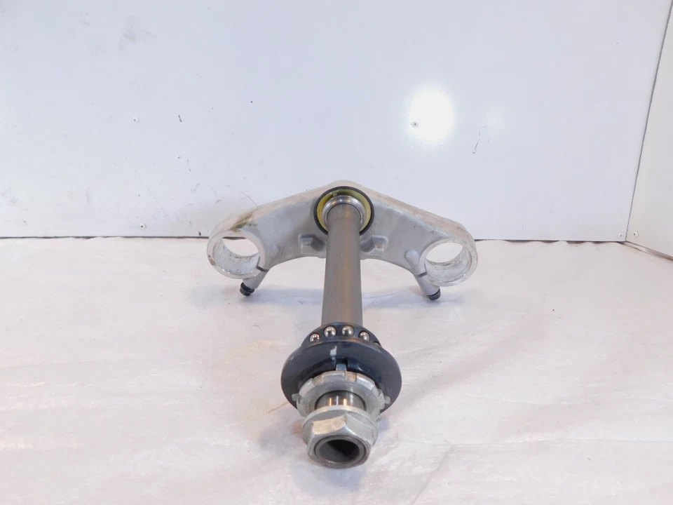 2003-2013 Honda ST1300 Front Wheel Fork Steering Stem Lower Triple Tree Bracket - Imagem 4 de 4