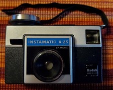 Vintage Kodak Instamatic X-25 Camera