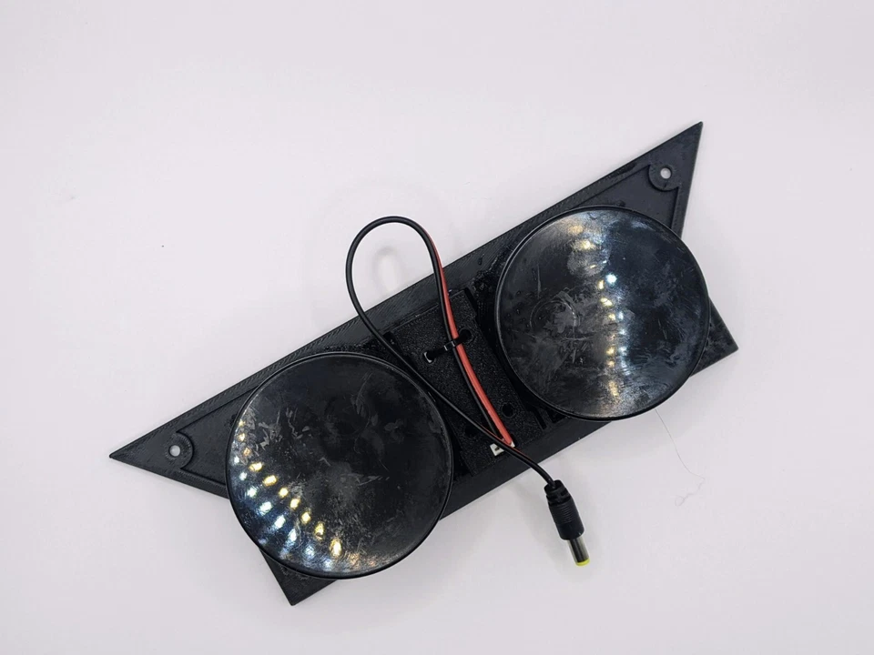 Portavasos doble Chevrolet Camaro 3ª/Tercera generación con LOGOTIPO DE LAZO y retroiluminación LED Foto 3 de 4