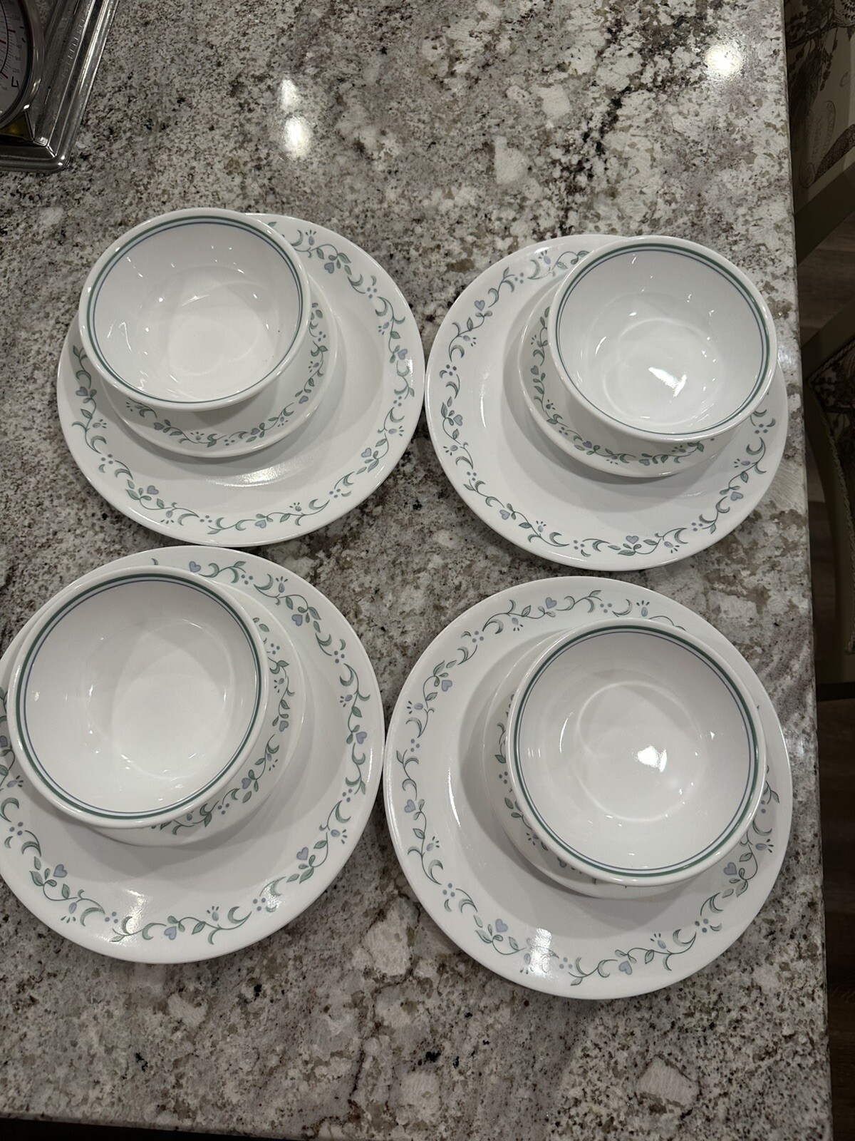 Of 12, 4 Place Settings