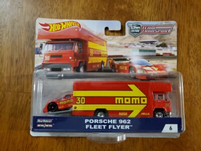 Hot Wheels MOMO Fleet Flyer Team Transport with MOMO Porsche 962 