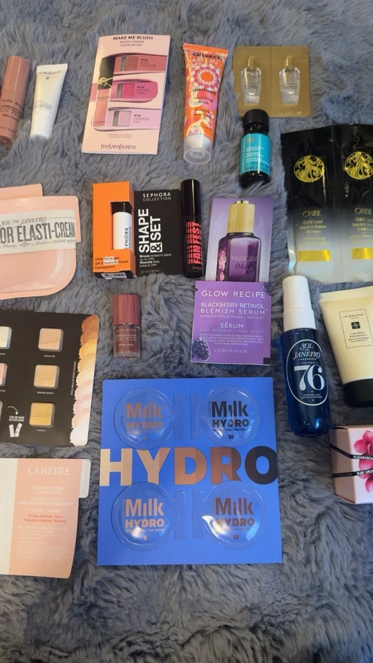 Lote Mixto Premium Belleza Alta Gama MAQUILLAJE/CUIDADO DE LA PIEL/CUIDADO DEL CABELLO  Foto 3 de 4