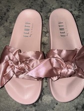 Women s PUMA Fenti Bow Slide In Silver Pink 8.5M