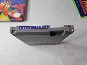 P&oacute;ster completo en caja original Solar Jetman: Hunt for the Golden Warpship para Nintendo NES