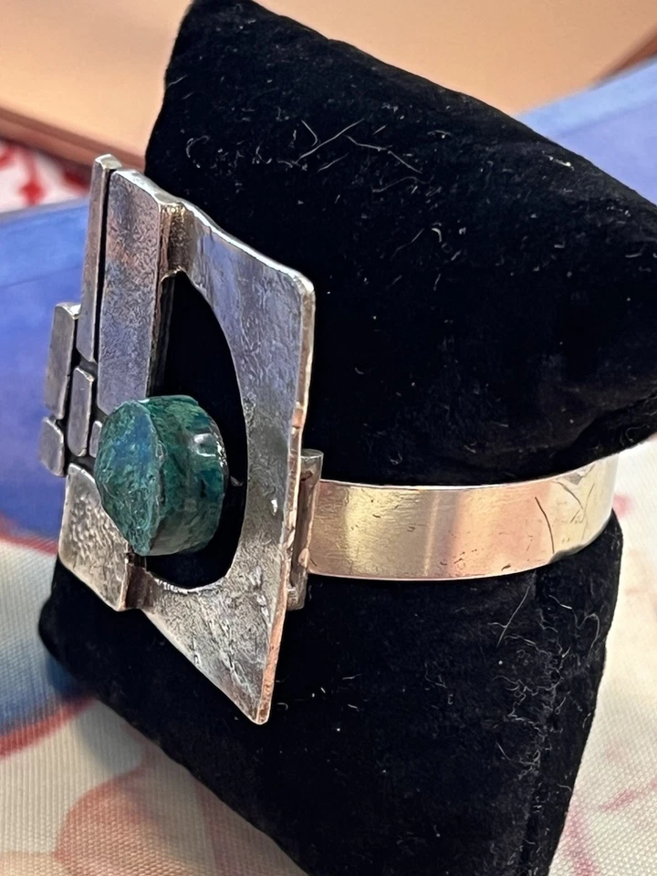 Brazalete Modernista Hecho a Mano Esterlina Talla 5 Esterlina Probado Piedra No Identificada Foto 2 de 4