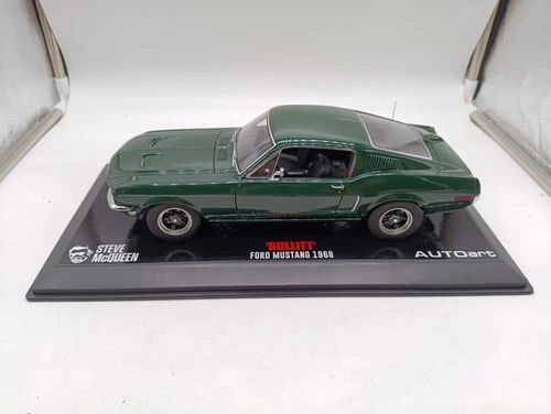 1968 Ford Mustang GT 390 Bullitt Steve McQueen 1/18 Autoart + Showcase