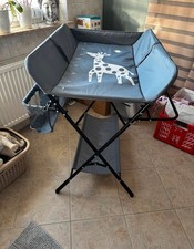 faltbarer Wickeltisch , zum klappen , mit Aufbewahrungsfächern, grau , gebraucht