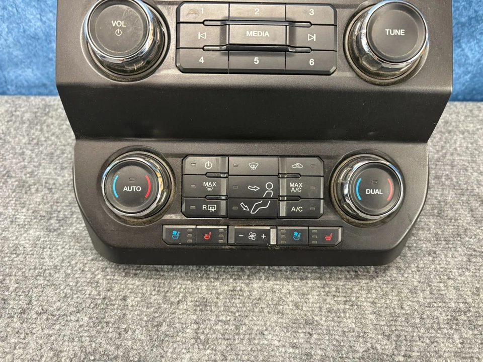 FORD F250 2019-2022 RADIO CLIMATE AUTO CONTROL PANEL FOR 8.0" SCREEN OEM - Image 2 of 4