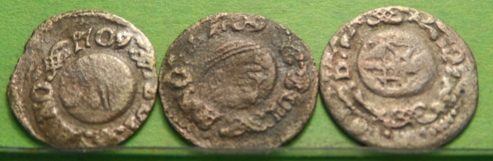 Foto 1 di 2