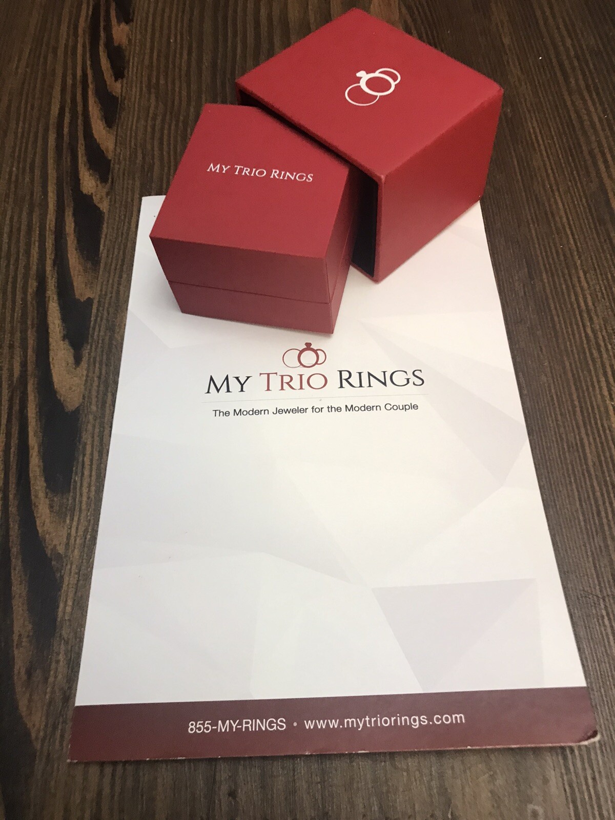 White Gold Ring set (size 7) Looks New! Retail Va… - image 1