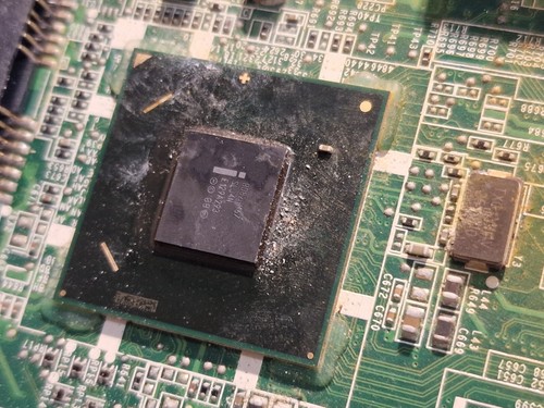 Placa madre Dell XPS 15 L501X L502X DAGM6CMB8D0 Rev.B FUNCIONA pero daña por agua - Imagen 8 de 8