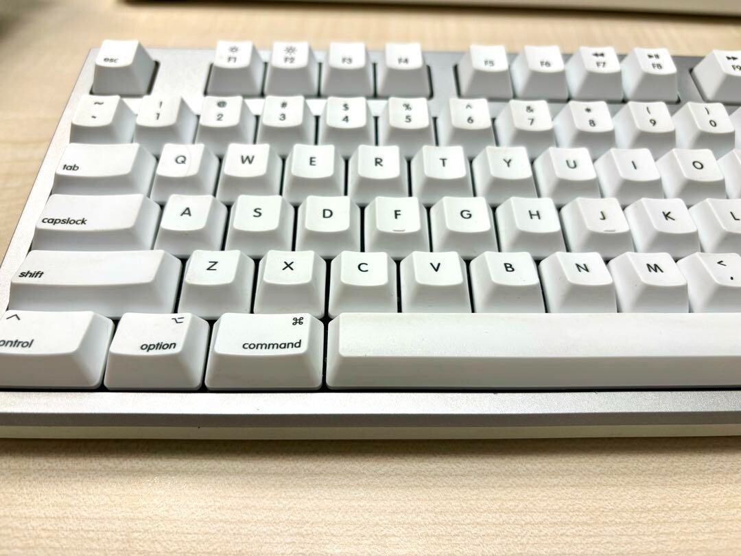 Topre REALFORCE TKL for Mac R2TL-USVM-WH English 87 keys Numpad 