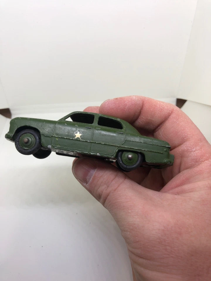 DINKY Meccano 170 FORD FORDOR SEDÁN emisión de exportación ejército de Estados Unidos coche exportación 1952 Foto 4 de 4