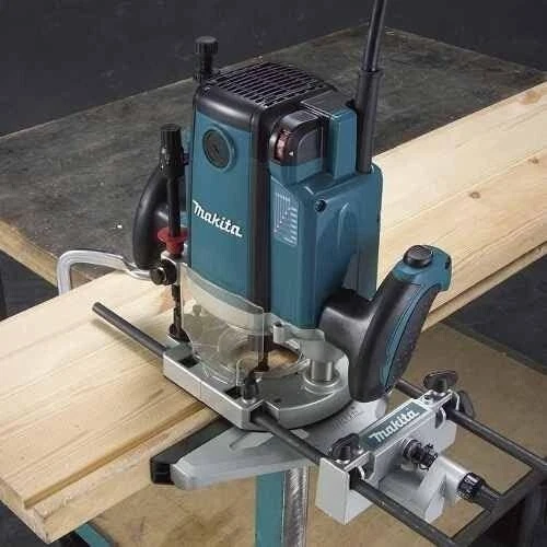 Makita RP2301FC Electronic Router 12mm (Shaft lock, brake, variable speed) - Image 4 of 4