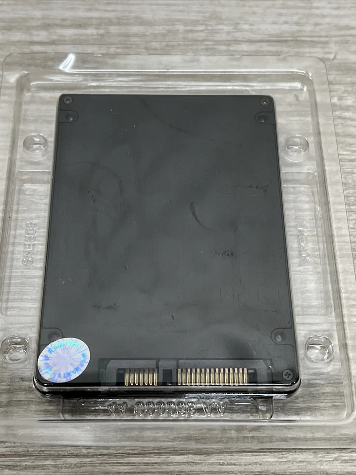 Corsair CSSD-F60GB2B-RFF60 2.5" 60GB Internal Solid State Drive REFURBISHED - Image 3 of 3