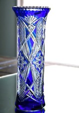 SAINT-LOUIS (Attribué) — important Vase "fantaisie" (30 CM), en cristal overlay.