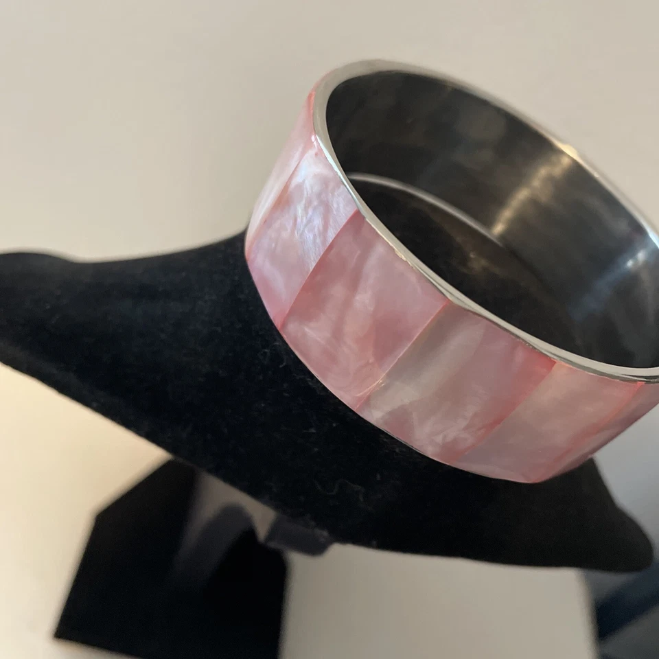 BRAZALETE BRAZALETE VINTAGE TONO PLATA METAL ROSA CONCHA DISFRAZ MODA 2 1/2" Foto 3 de 4