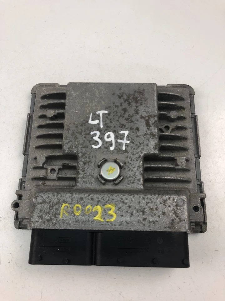 Centralina motore Seat Ibiza IV ST 6J8, 6P8 ECU 03F906070BT 2012 25270799 - Immagine 2 di 4