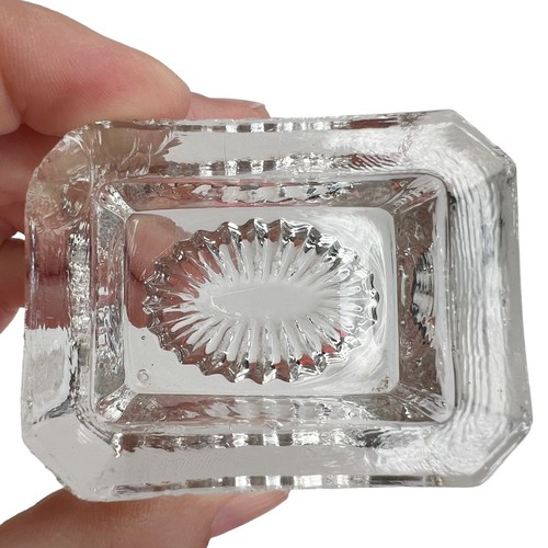 Lot of 2 Vintage Clear Glass Small Open Salt Cellars Wood Log & Rectangle Tub - Picture 12 of 14