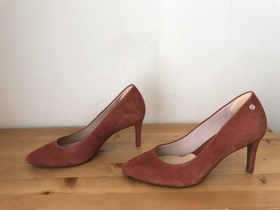 taryn rose tamara pump