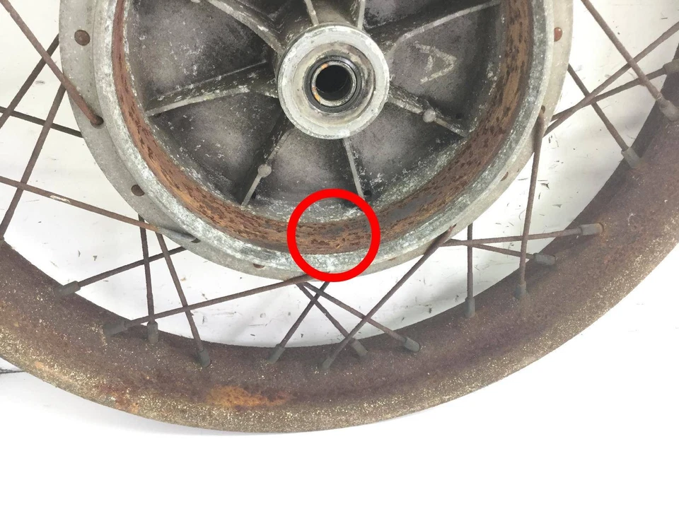 Rueda delantera 18 X 2,15 damas top centro muerto moto guzzi nuovo falcone 500 1972 Foto 2 de 4