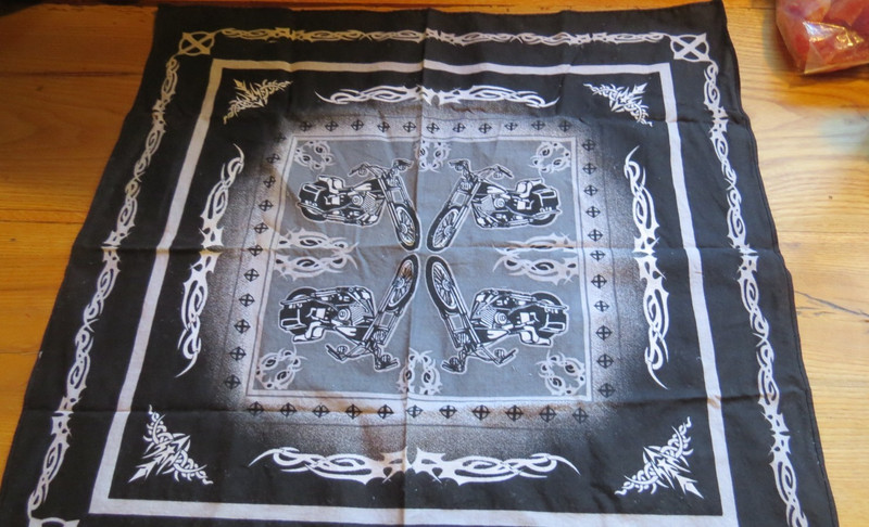 Vintage 1970's Biker's BANDANA chopper motorcycles 20x20 Black/ white