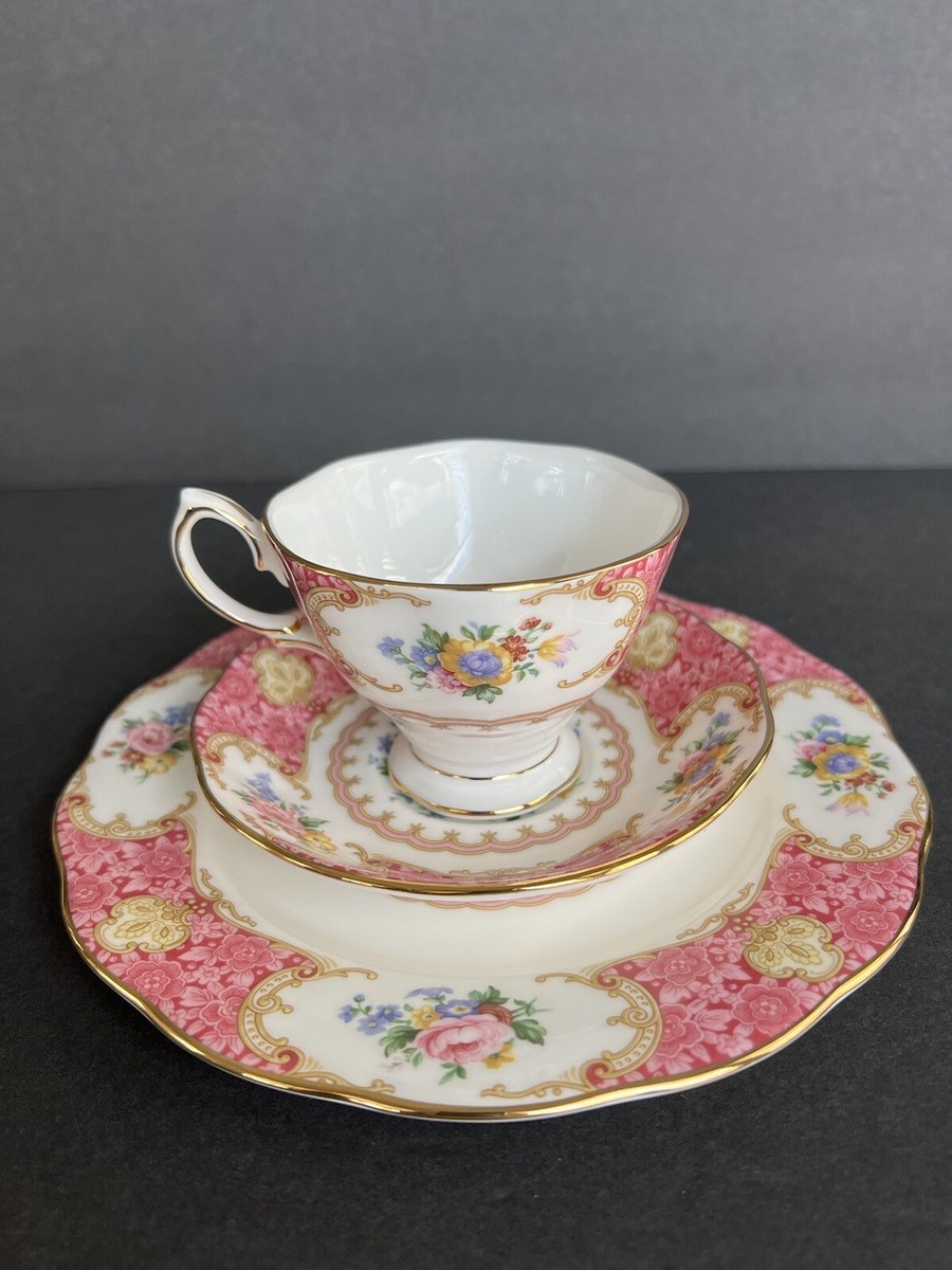 Vintage Royal Albert Lady Carlyle Trio Bone China Tea Cup set