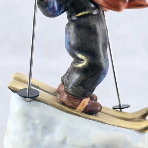 Rare Hummel Goebel Skier 59 Figurine TMK 6 - 1979 1990 - Picture 14 of 18