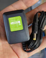Genuine Sony AC-ES455K 4.5V 1A 4.0 1.7 AC Adapter Power Supply Charger