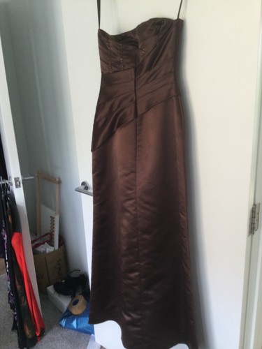 Brown satin full length bridesmaid dress with shawl size 4 to 6 - Picture 5 of 10