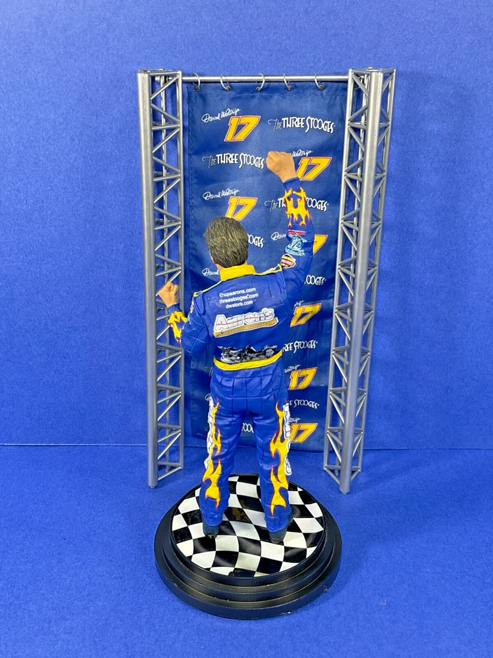 Figura NASCAR #17 Darrell Waltrip, 8 3/4" de alto Foto 3 de 4