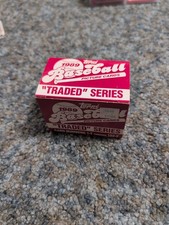 1989 Topps Traded Baseball Cards 17
